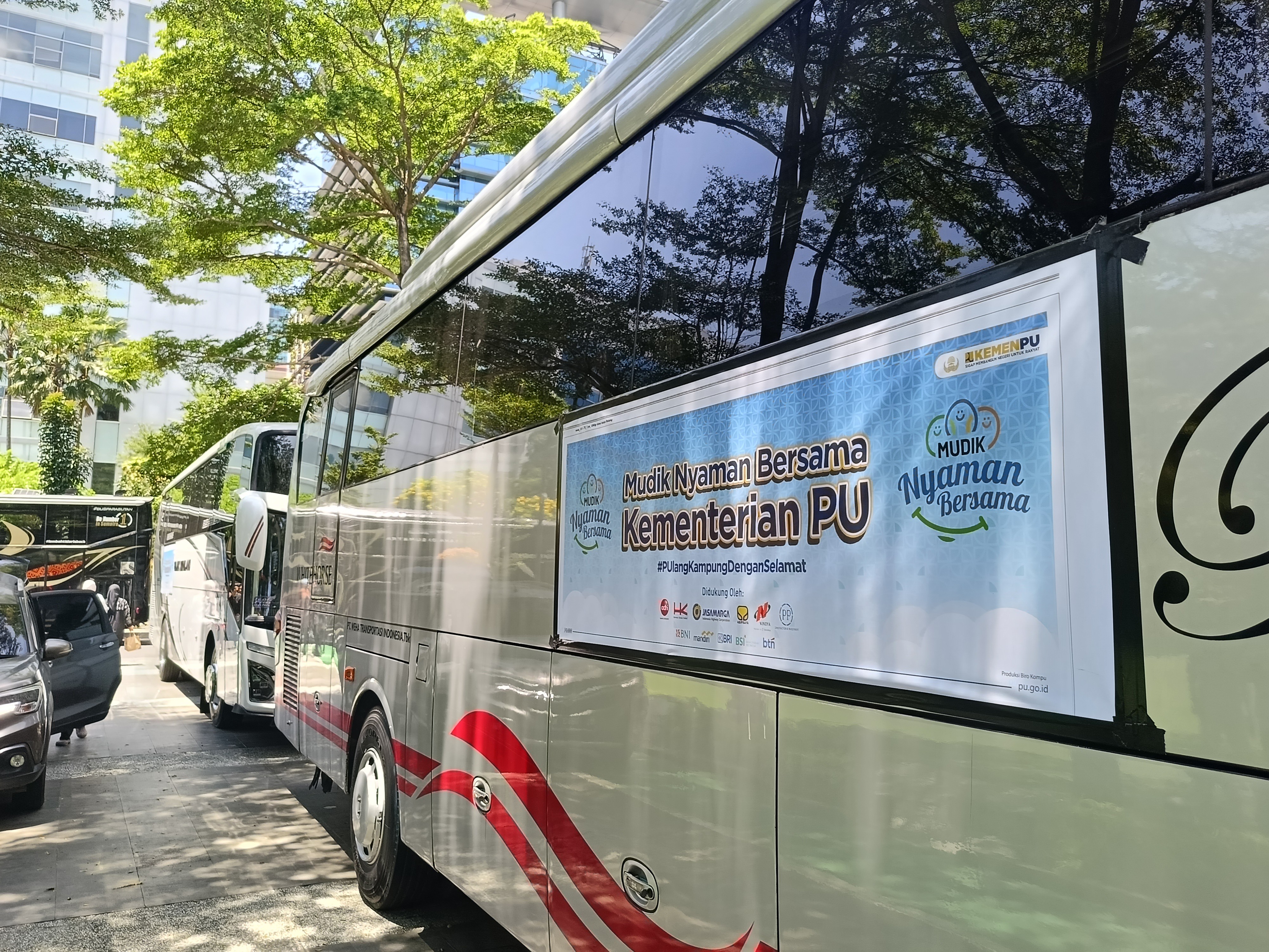 Mudik Bersama Kementerian PU 2026: 300 Pemudik Berangkat Menuju Kampung Halaman dengan 15 Armada Bus